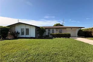 334 SE 47th Terrace, Cape Coral, FL 33904 - Photo 1