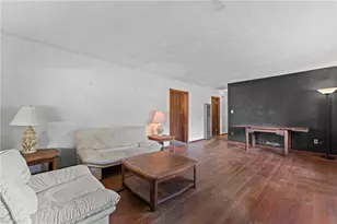 122 Evergreen Rd, North Fort Myers, FL 33903 - Photo 5