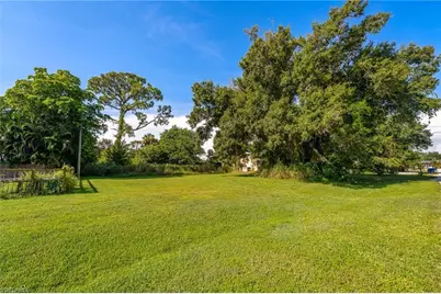 122 Evergreen Rd, North Fort Myers, FL 33903 - Photo 29