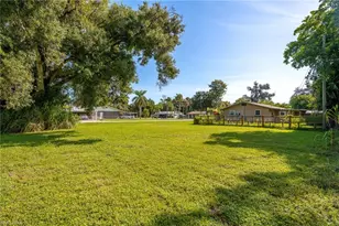122 Evergreen Rd, North Fort Myers, FL 33903 - Photo 27