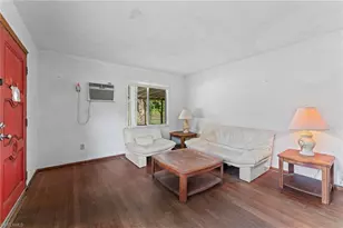 122 Evergreen Rd, North Fort Myers, FL 33903 - Photo 7