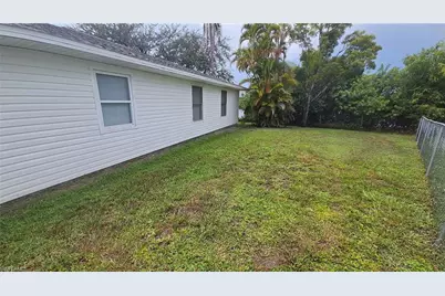 2624 Jean Marie Ct, Fort Myers, FL 33916 - Photo 21
