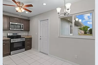 4418 SW 14th Ave, Cape Coral, FL 33914 - Photo 9
