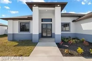 2716 Diplomat Pkwy W, Cape Coral, FL 33993 - Photo 1