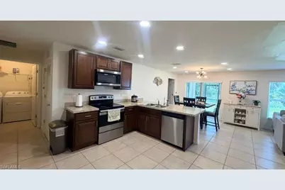 1004 NE 36th Ter, Cape Coral, FL 33909 - Photo 17