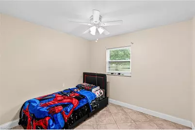 1099 Vineyard Pl, Lehigh Acres, FL 33936 - Photo 21