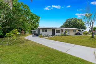 1099 Vineyard Pl, Lehigh Acres, FL 33936 - Photo 1