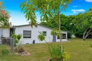 1099 Vineyard Pl, Lehigh Acres, FL 33936 - Photo 29