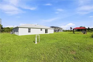 737 Ferguson Ave S, Lehigh Acres, FL 33974 - Photo 33