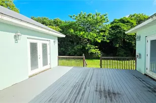1227 Mangrove Ln, Chokoloskee, FL 34138 - Photo 3