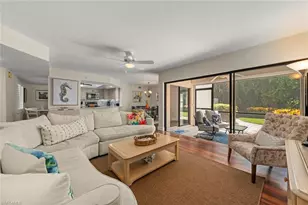 592 Beachwalk Cir, Naples, FL 34108 - Photo 41