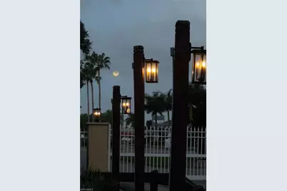 132 Pinebrook Dr, Fort Myers, FL 33907 - Photo 35