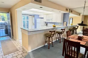132 Pinebrook Dr, Fort Myers, FL 33907 - Photo 5