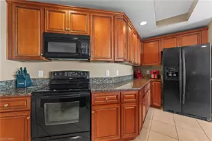 2743 First St, Fort Myers, FL 33916 - Photo 7