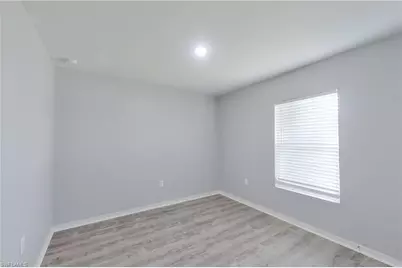 947 Grant Blvd, Lehigh Acres, FL 33974 - Photo 15