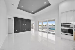 1107 NW 40th Pl, Cape Coral, FL 33993 - Photo 5