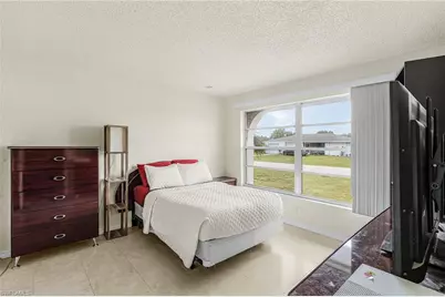 1718 NE 7th Ter, Cape Coral, FL 33909 - Photo 11