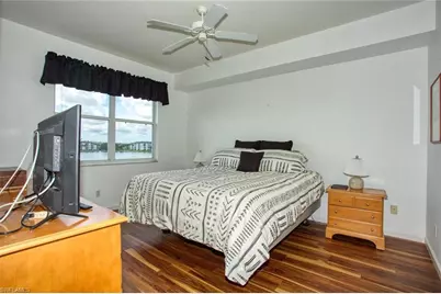 8066 Queen Palm Ln #543, Fort Myers, FL 33966 - Photo 13
