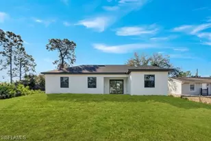 2910 9th St W, Lehigh Acres, FL 33971 - Photo 23