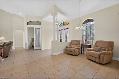 622 SW 31st St, Cape Coral, FL 33914 - Photo 3