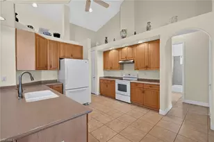 622 SW 31st St, Cape Coral, FL 33914 - Photo 11