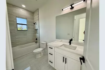805 Lincoln Ave, Lehigh Acres, FL 33972 - Photo 35