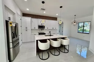 805 Lincoln Ave, Lehigh Acres, FL 33972 - Photo 13
