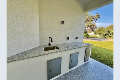 805 Lincoln Ave, Lehigh Acres, FL 33972 - Photo 39