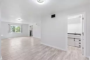 15636 Light Blue Cir, Fort Myers, FL 33908 - Photo 17