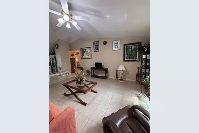 3009 NE 7th Pl, Cape Coral, FL 33909 - Photo 9