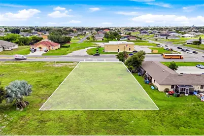1612 Andalusia Blvd, Cape Coral, FL 33909 - Photo 9
