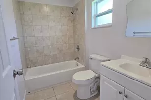 1310 SW 7th Ct, Cape Coral, FL 33991 - Photo 9