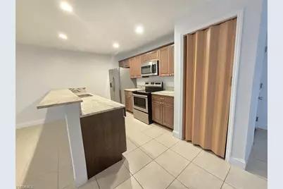 1310 SW 7th Ct, Cape Coral, FL 33991 - Photo 3