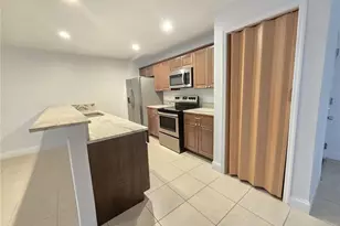 1310 SW 7th Ct, Cape Coral, FL 33991 - Photo 3