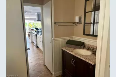 309 Shoreland Dr W, Fort Myers, FL 33905 - Photo 11