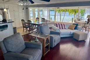 309 Shoreland Dr W, Fort Myers, FL 33905 - Photo 5