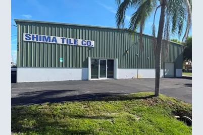 1613 SE 15th Ter, Cape Coral, FL 33990 - Photo 1