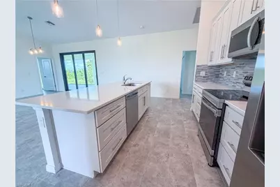 2102 NW 6th Pl, Cape Coral, FL 33993 - Photo 3