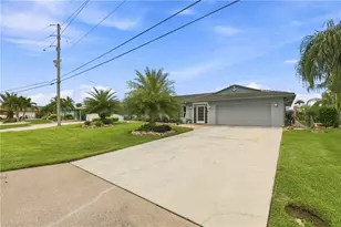 1024 E Archer Parkway, Cape Coral, FL 33904 - Photo 3