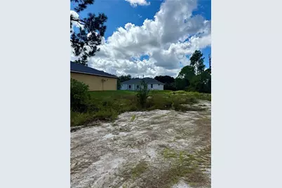 754 Clancy St E, Lehigh Acres, FL 33974 - Photo 7