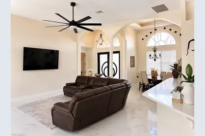 1816 SW 51st St, Cape Coral, FL 33914 - Photo 5