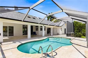 12441 McGregor Woods Cir, Fort Myers, FL 33908 - Photo 9