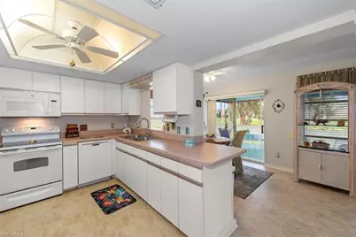 17837 Dracena Cir, North Fort Myers, FL 33917 - Photo 7
