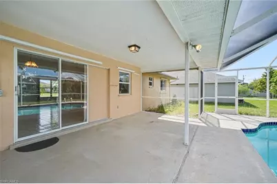 511 Trafalgar Pkwy, Cape Coral, FL 33991 - Photo 29