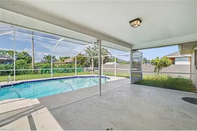 511 Trafalgar Pkwy, Cape Coral, FL 33991 - Photo 27