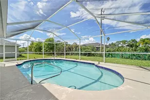 511 Trafalgar Pkwy, Cape Coral, FL 33991 - Photo 31