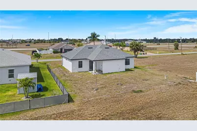 1633 NW 31st Pl, Cape Coral, FL 33993 - Photo 29