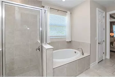 113 SW 33rd Pl, Cape Coral, FL 33991 - Photo 17