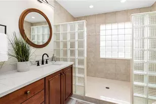 14811 Laguna Dr, Fort Myers, FL 33908 - Photo 19