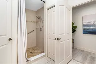 14811 Laguna Dr, Fort Myers, FL 33908 - Photo 15